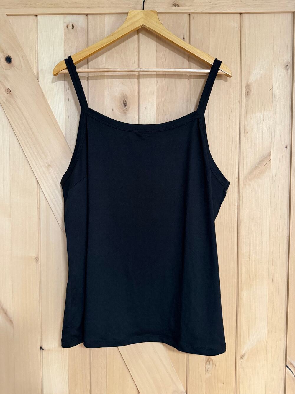 Lularoe | NWT Essential Cami Black | Size 2XL (20-22)